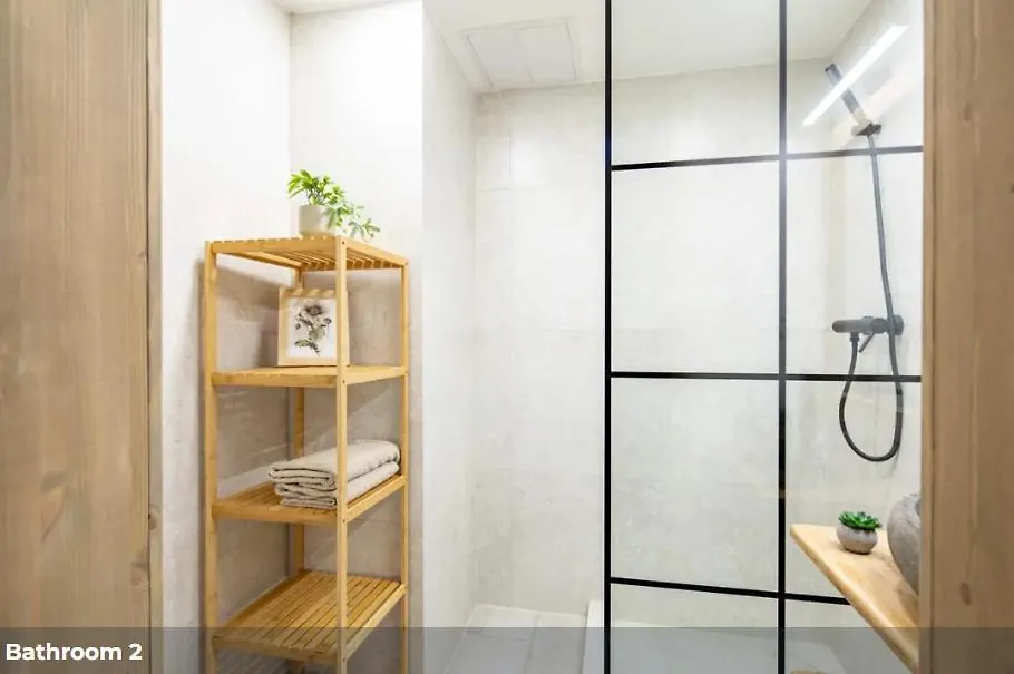 Cityscape Budget Apartments Blaha Loft Budapest Hungary